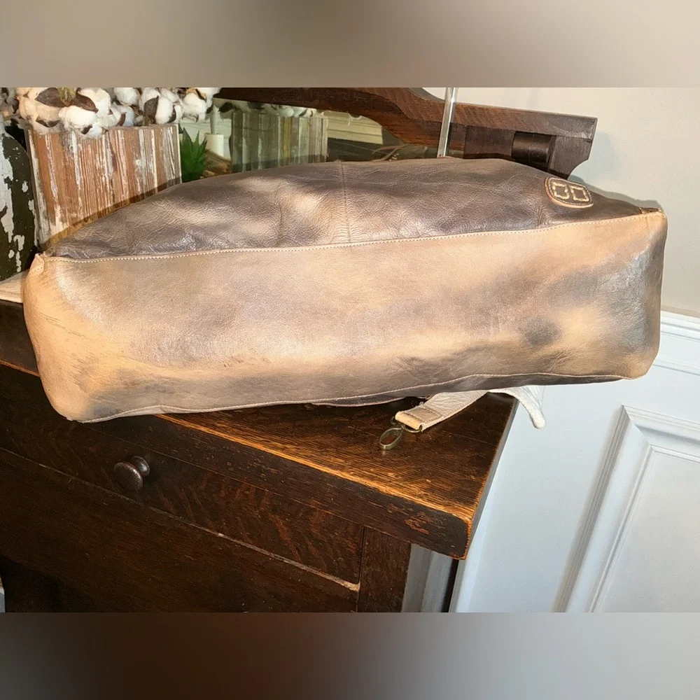 NWOT Bed Stu Leather Rockaway Shoulder Bag Crossbody Tote Taupe Driftwood $345 - Picture 7 of 13